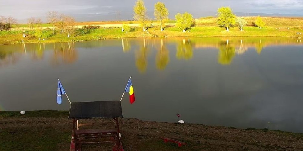 Lacul de Cristal (Medieșu Aurit)