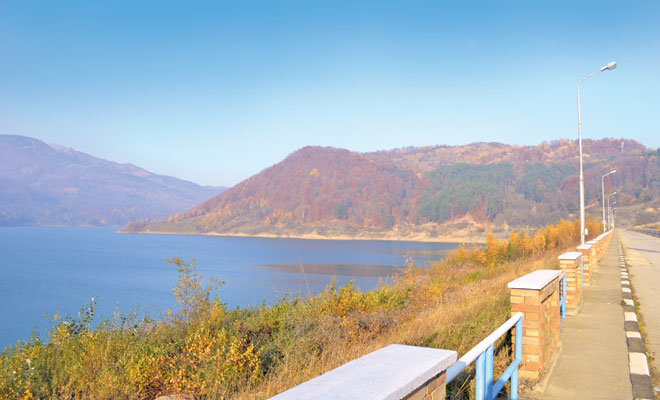 Lacul de acumulare Măneciu
