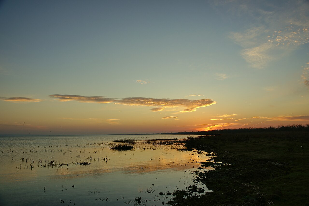 Lacul Brateș